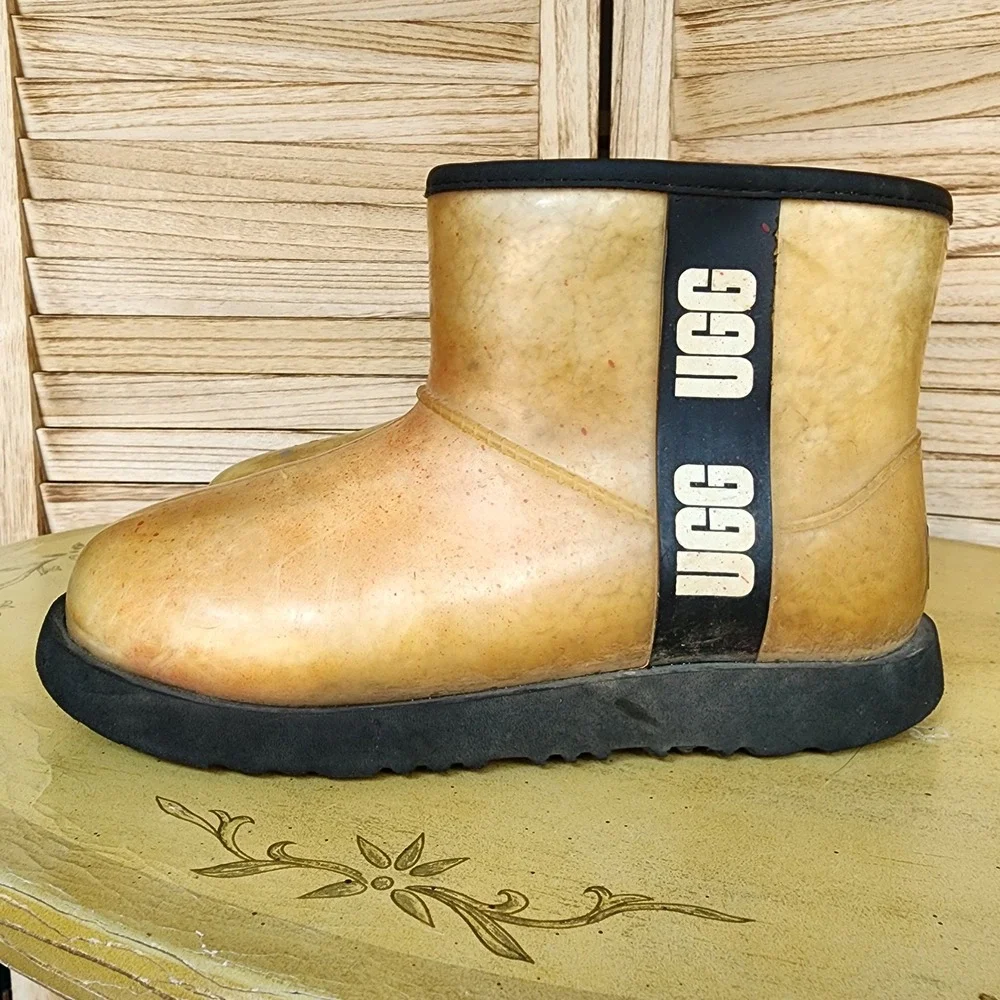 UGG Sz 3 Big Kids Youth Tan Synthetic Classic Clear Mini Waterproof Rain Boots